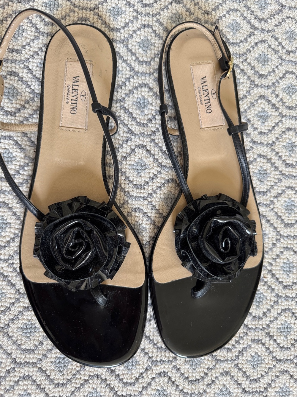 Valentino Black Patent Leather Rosette Applique Slingback Thong Sandals